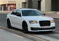 کرایسلەر 300